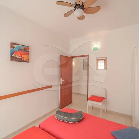 Apartament Nella *